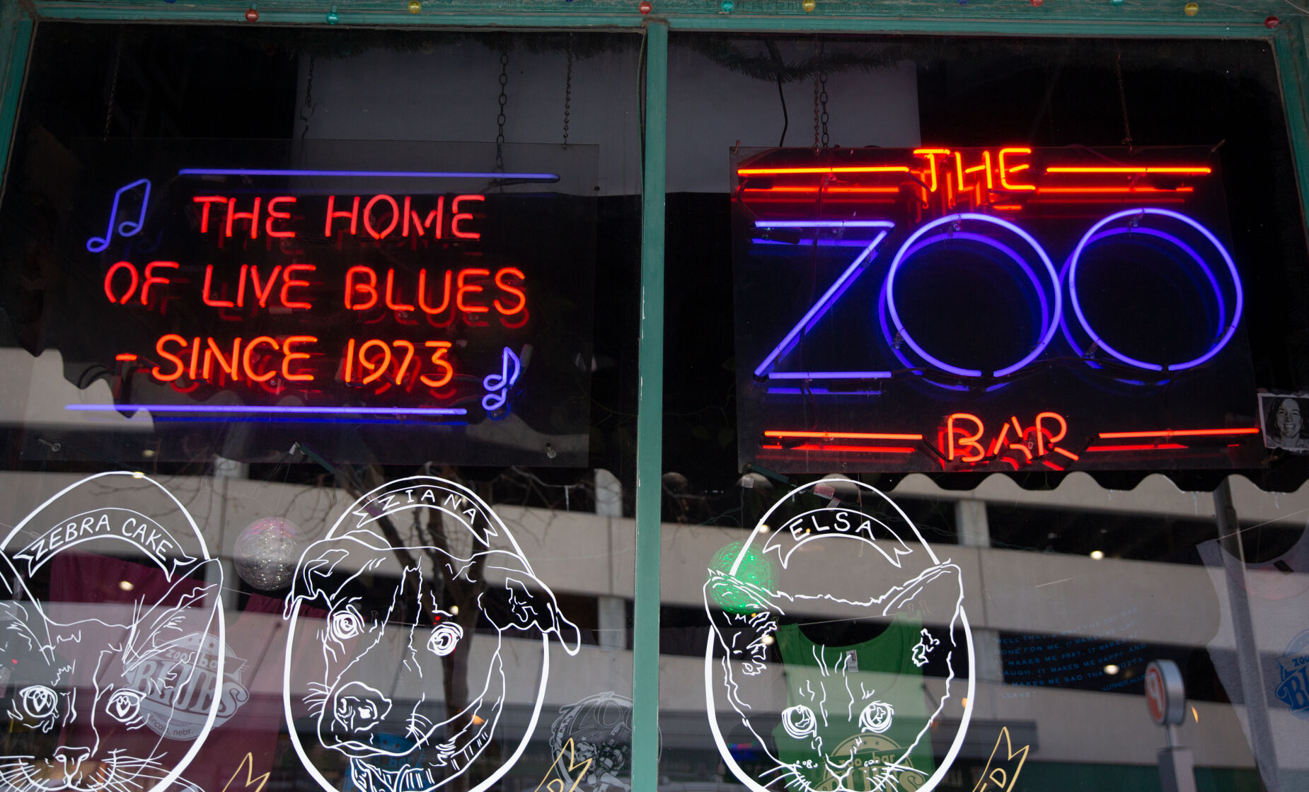 BLM Zoo Bar 2